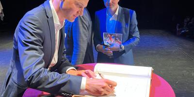 Kampioenenviering-ereburger Tim Wellens